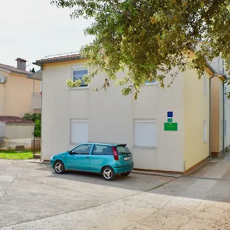 Comfortable Near The Hidrobaza Daire *
